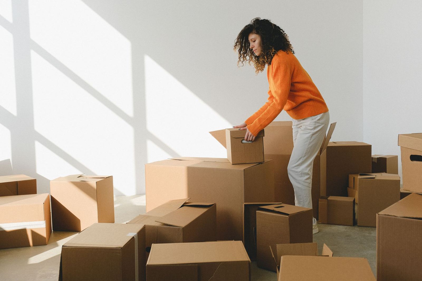 What Determines Home Moving Prices? (2026)