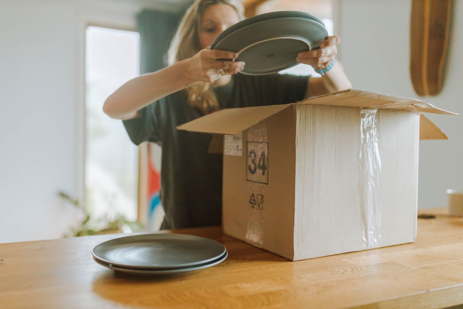 Room-by-Room Packing Guide: How to Move Belongings Undamaged